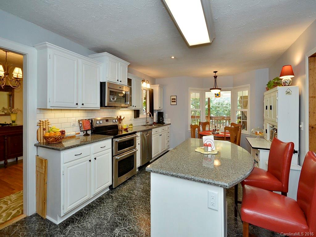 198 Highland Road Waynesville, NC 28786 - Photo 11 of 24 Gallery Image 11