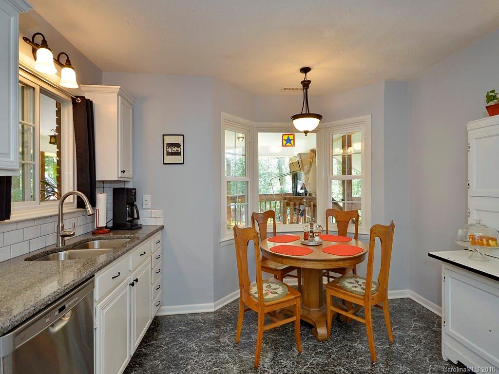 198 Highland Road Waynesville, NC 28786 - Photo 13 of 24 Gallery Image 13