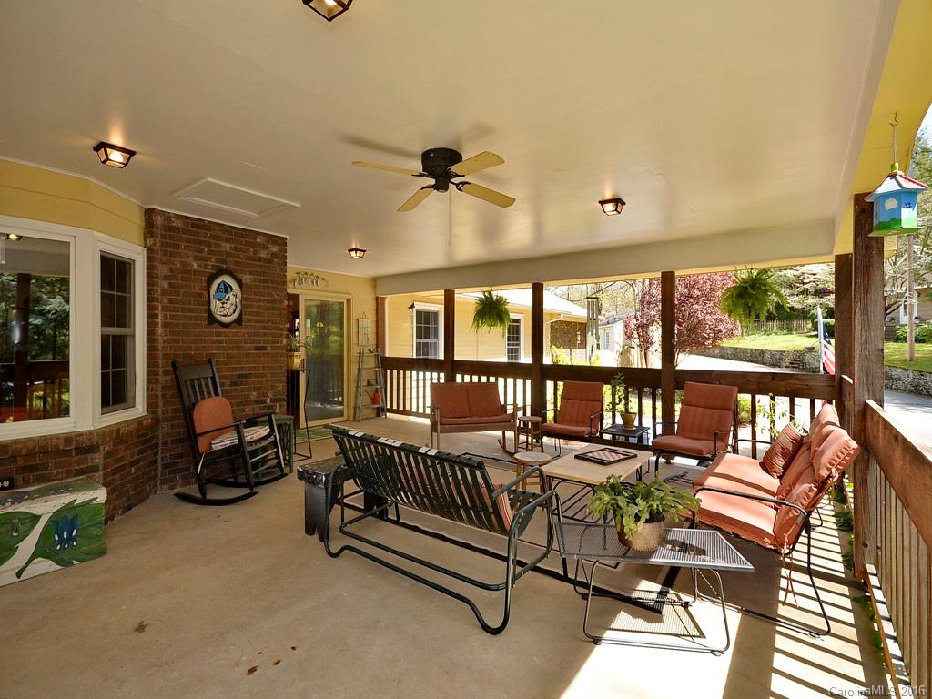 198 Highland Road Waynesville, NC 28786 - Photo 17 of 24 Gallery Image 17