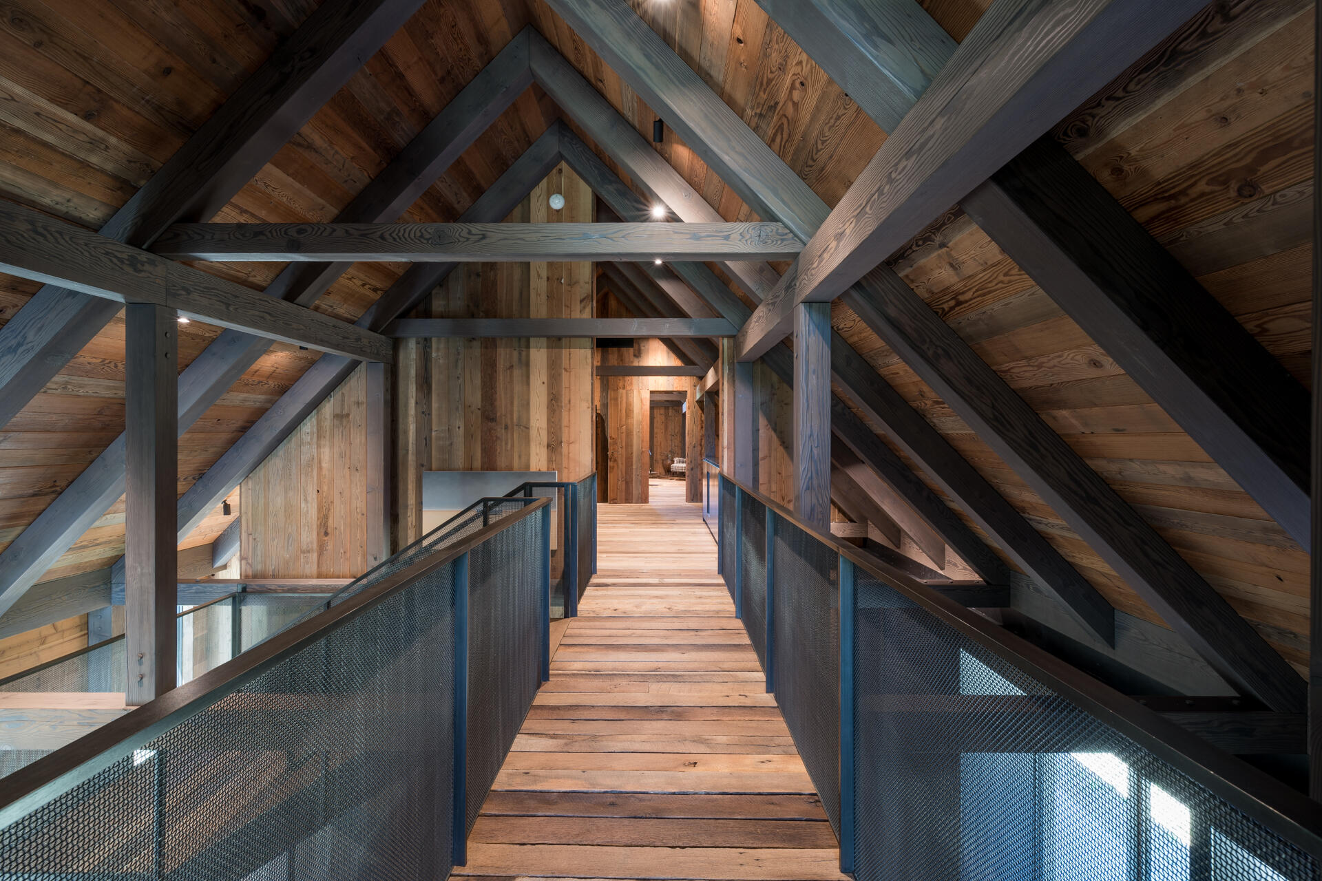 110 Stonegate Circle Blaine County, ID 83340 - Photo 28 of 69 Upstairs Hallway to Gym & Guest Suite