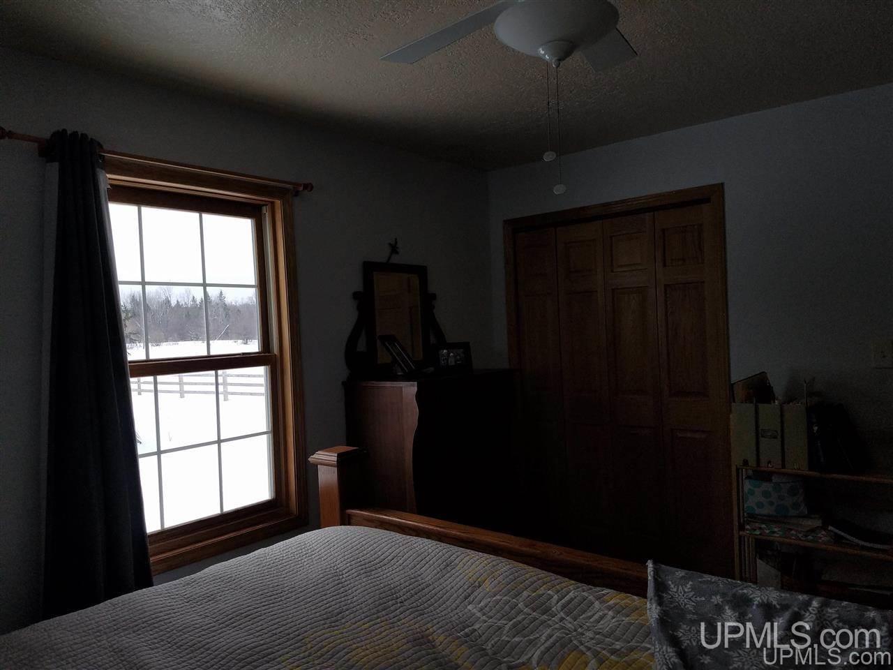 14211 North Stateline Road Hurley, WI 54534 - Photo 14 of 50