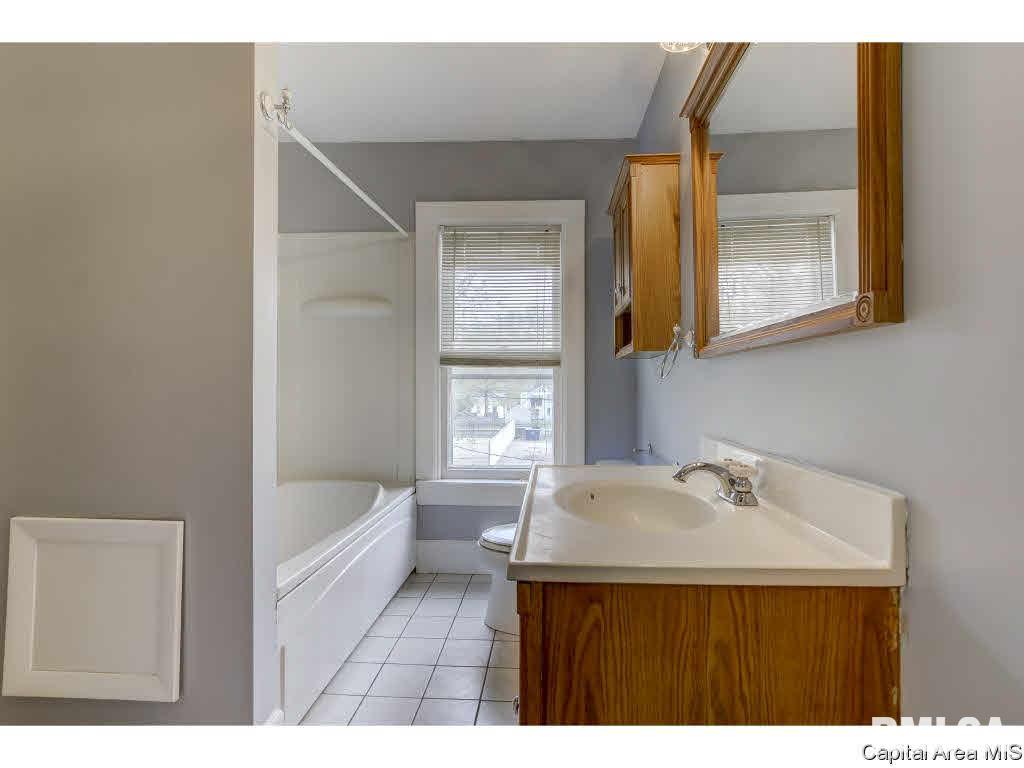 1733 South 4th Street Springfield, IL 62703 - Photo 28 of 35