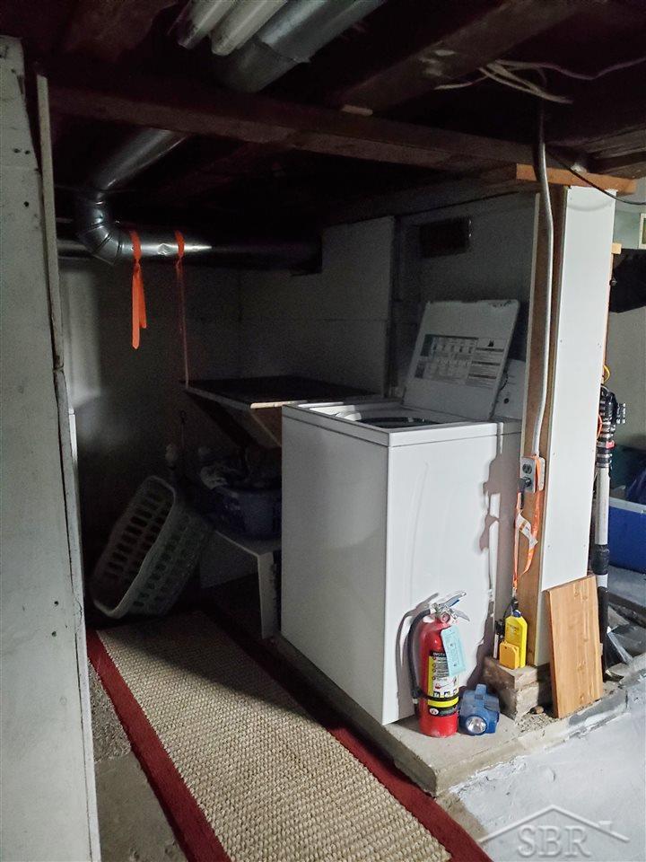 2018 3rd Street Bay City, MI 48708 - Photo 17 of 29 50013402-16.JPG