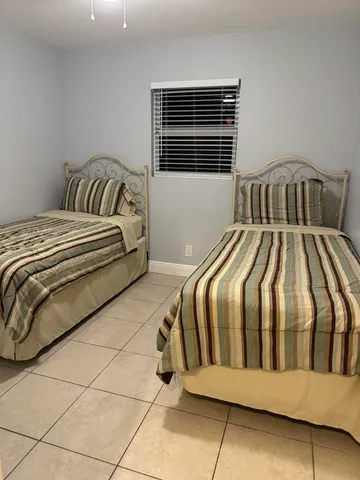 $2,550 | 3451 48th Lane South, Lake Worth, FL 33461