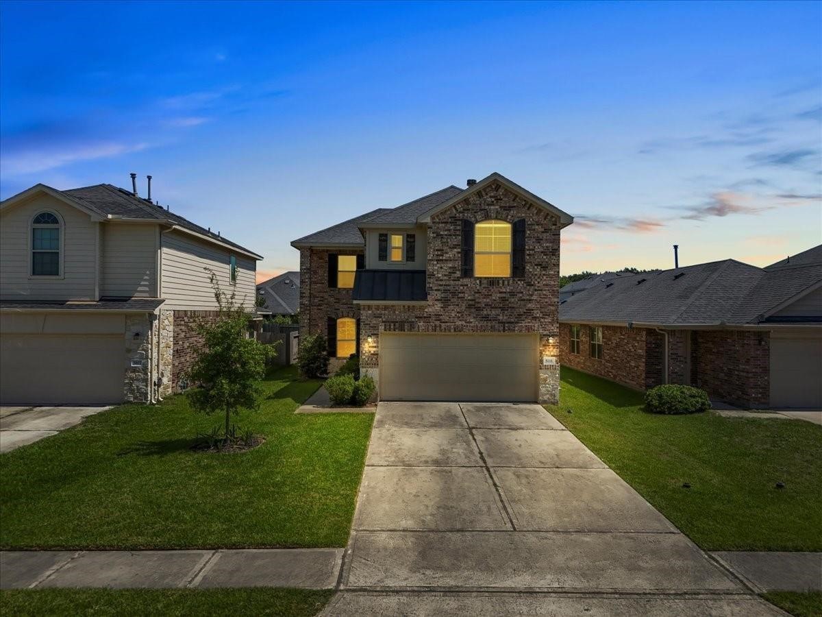 5111 Bay Lane Bacliff, TX 77518 - Photo 45 of 48 a front view of a house with garden