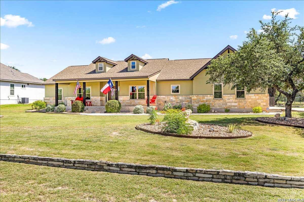 410 Quest Avenue Spring Branch, TX 78070 - Photo 11 of 60