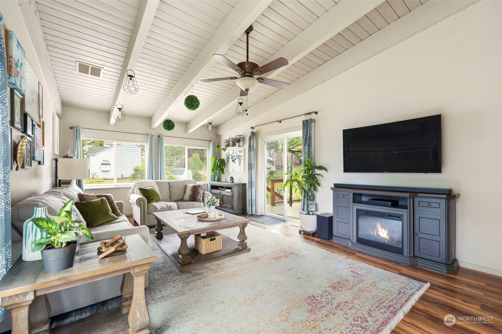 3651 Harris Road Southeast Port Orchard, WA 98366 - Photo 2 of 40 Gallery Image 2