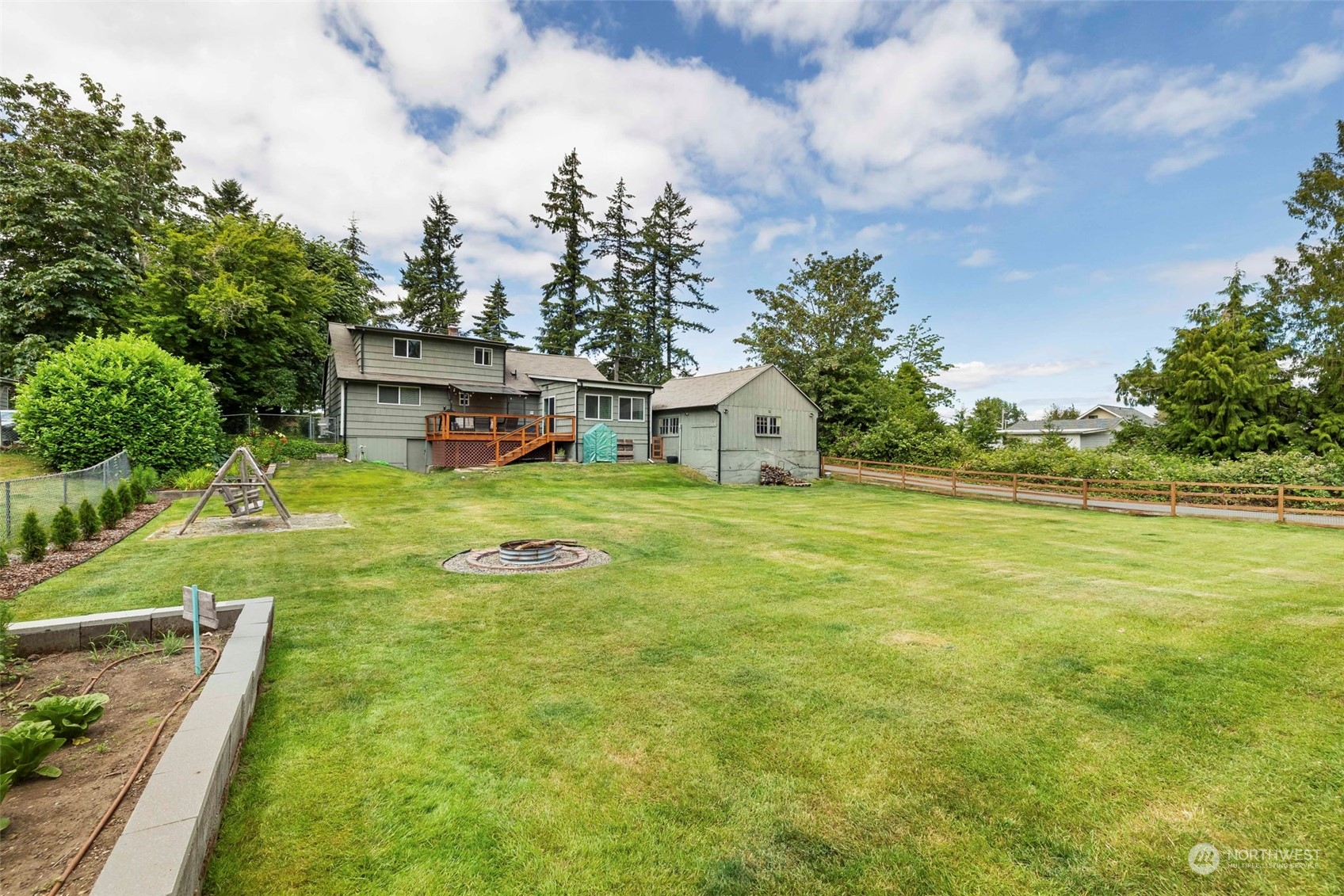 3651 Harris Road Southeast Port Orchard, WA 98366 - Photo 29 of 40 Gallery Image 29