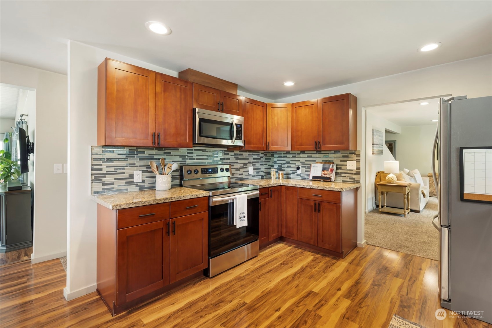 3651 Harris Road Southeast Port Orchard, WA 98366 - Photo 9 of 40 Gallery Image 9