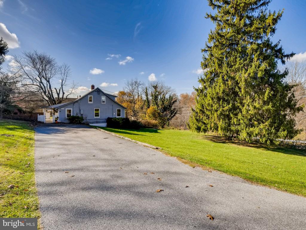 5123 Woodville Road Mount Airy, MD 21771 - Photo 3 of 37 Long Drive Way