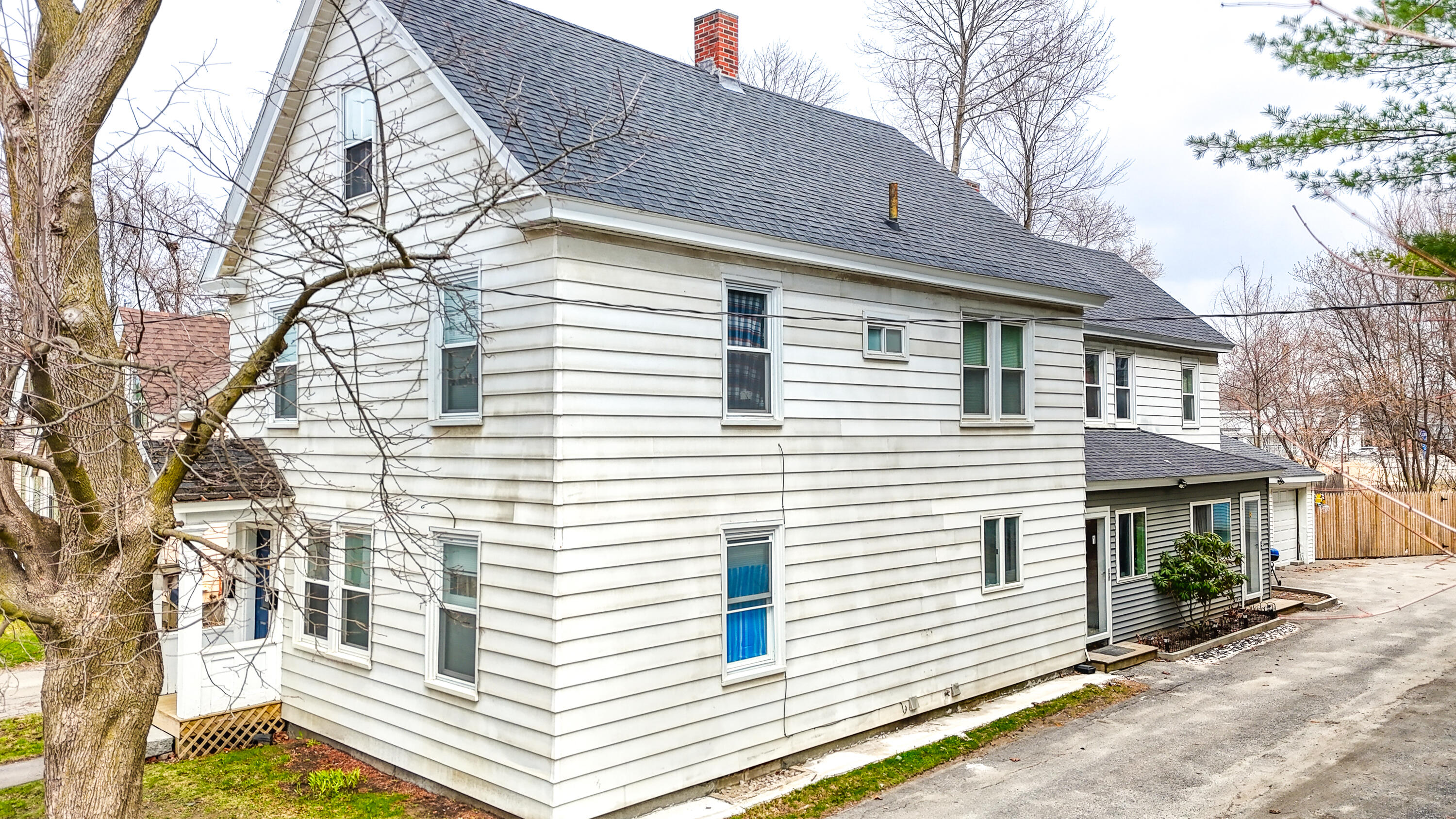 83 Pleasant Street Waterville, ME 04901 - Photo 3 of 44 51-9W7DP5Y--DP-105