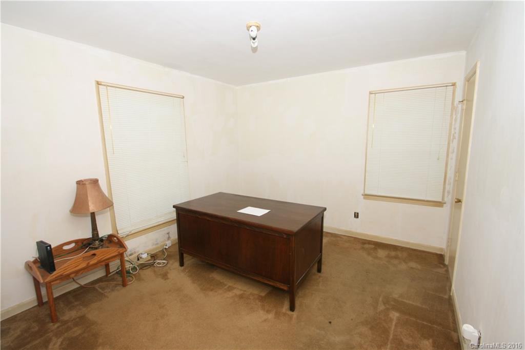 7061 Crossridge Road, Unit 1 Charlotte, NC 28214 - Photo 11 of 19 Gallery Image 11