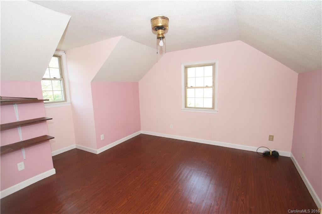 7061 Crossridge Road, Unit 1 Charlotte, NC 28214 - Photo 15 of 19 Gallery Image 15