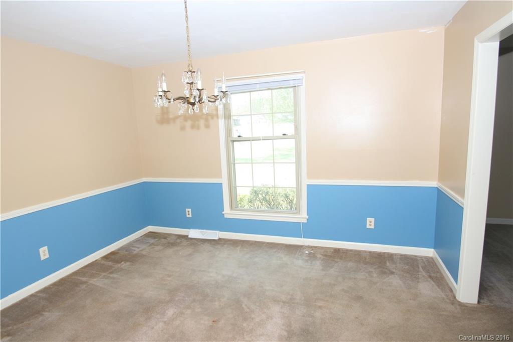 7061 Crossridge Road, Unit 1 Charlotte, NC 28214 - Photo 5 of 19 Gallery Image 5