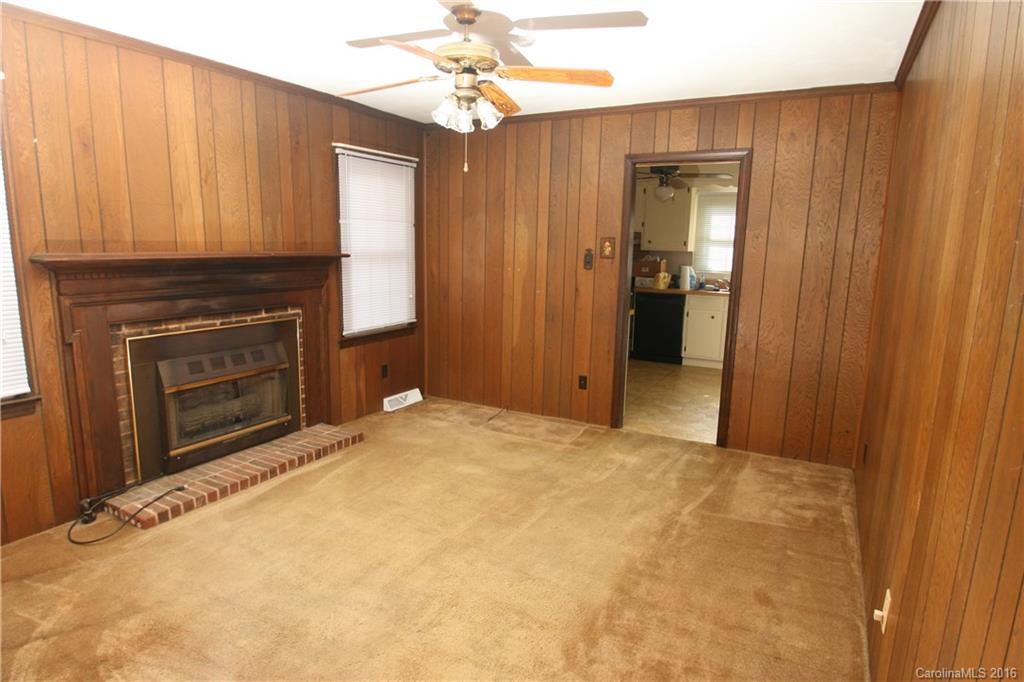 7061 Crossridge Road, Unit 1 Charlotte, NC 28214 - Photo 6 of 19 Gallery Image 6