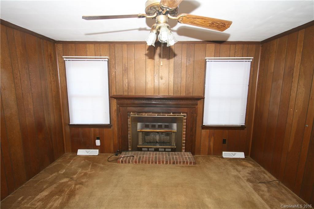 7061 Crossridge Road, Unit 1 Charlotte, NC 28214 - Photo 8 of 19 Gallery Image 8
