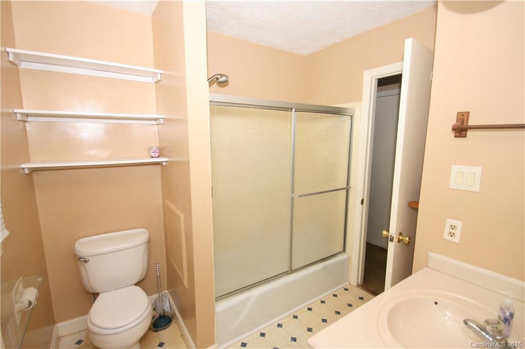 7061 Crossridge Road, Unit 1 Charlotte, NC 28214 - Photo 10 of 19 Gallery Image 10