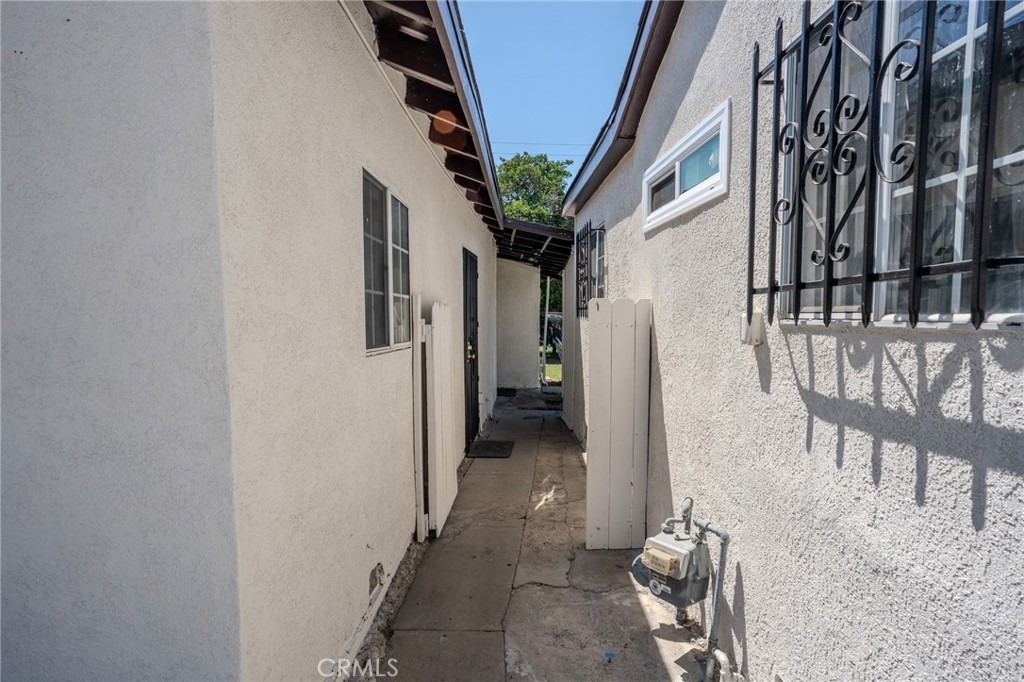 2522 East 131st Street Compton, CA 90222 - Photo 7 of 19