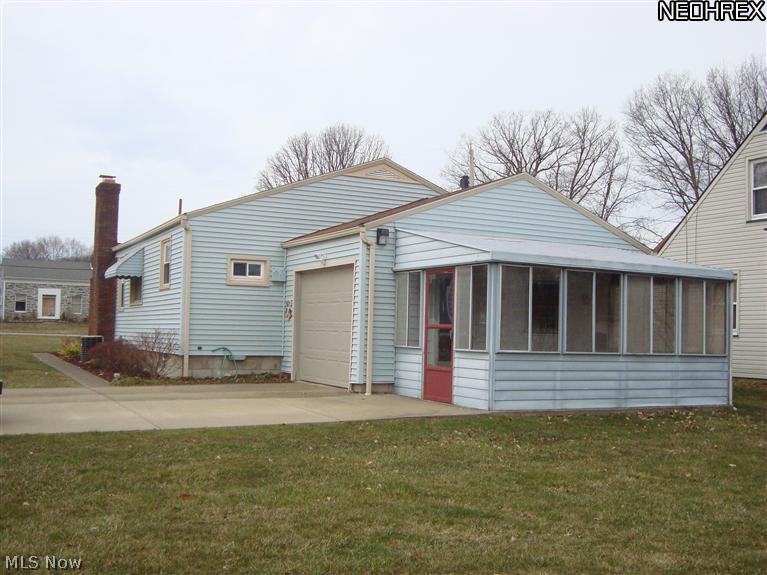 6641 Paxton Road Youngstown, OH 44512 - Photo 2 of 10 Gallery Image 2