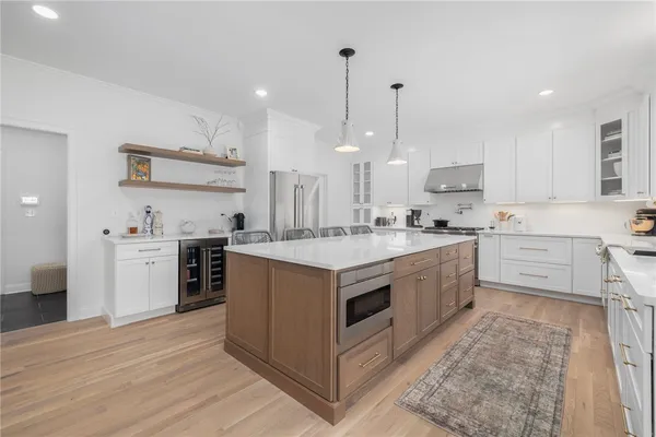 $1,575,561 | 73 Lantern Hl Drive, Cranston, RI 02921