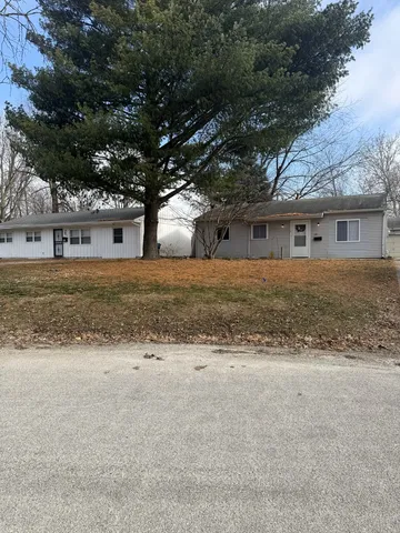 $149,900 | 128 Scottswood Drive, Urbana, IL 61802
