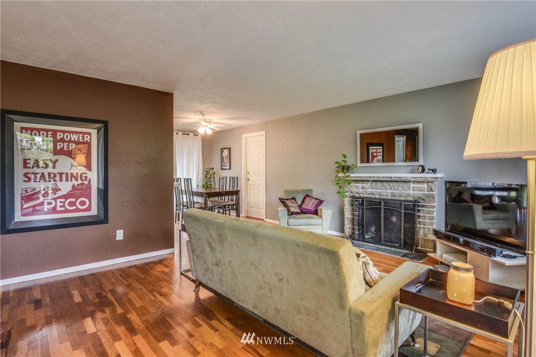 4201 Southeast 3rd Street Renton, WA 98059 - Photo 7 of 14
