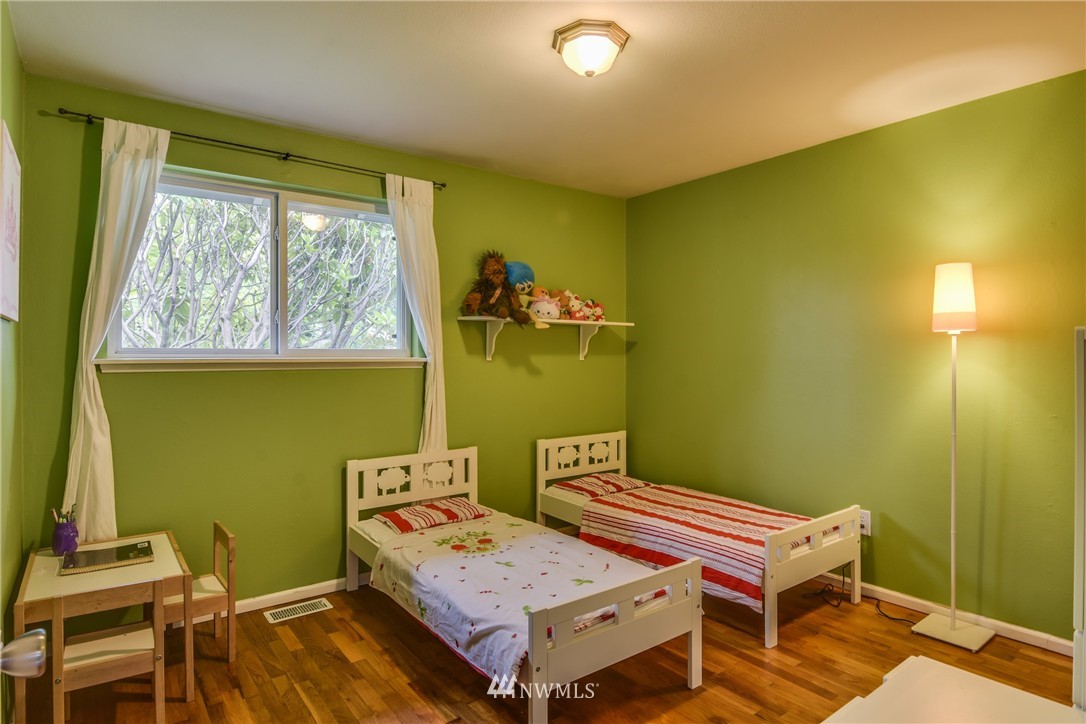 4201 Southeast 3rd Street Renton, WA 98059 - Photo 10 of 14