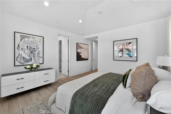 $2,499,900 | 155 Somera, Irvine, CA 92602
