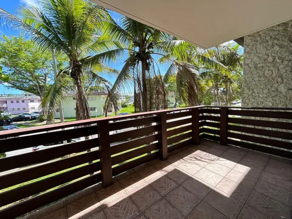 $1,800 | 7483 Southwest 82nd Street, Unit A203, Miami, FL 33143