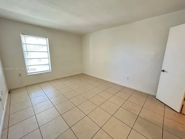 $1,800 | 7483 Southwest 82nd Street, Unit A203, Miami, FL 33143