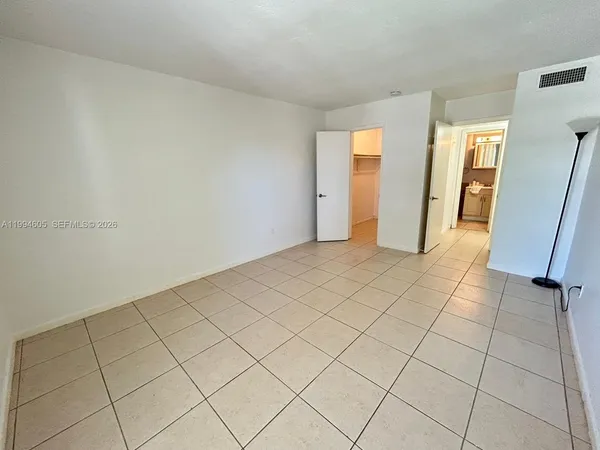 $1,800 | 7483 Southwest 82nd Street, Unit A203, Miami, FL 33143
