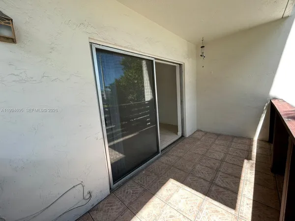 $1,800 | 7483 Southwest 82nd Street, Unit A203, Miami, FL 33143