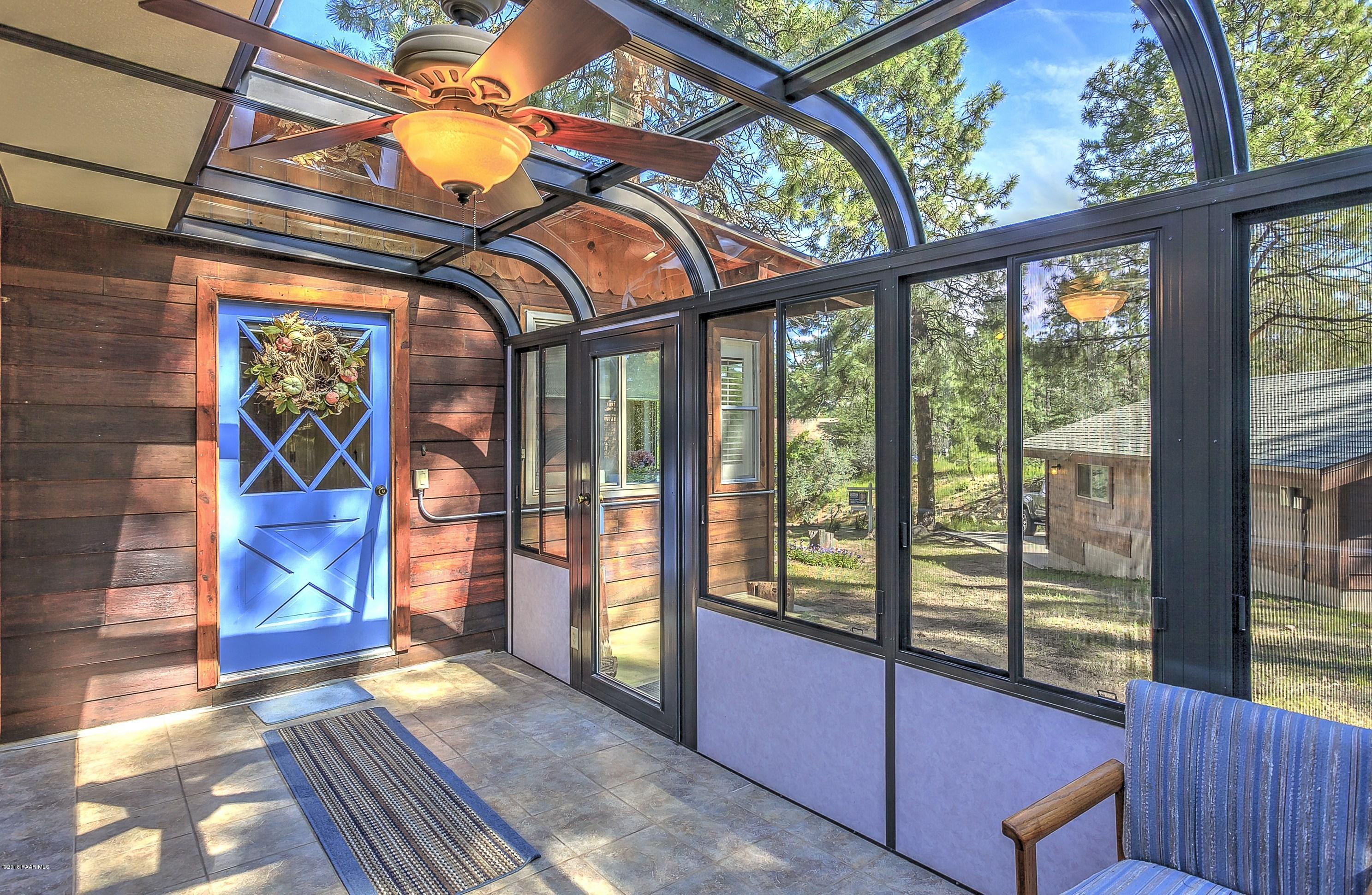 Idylwild sun room, artists room or atriu