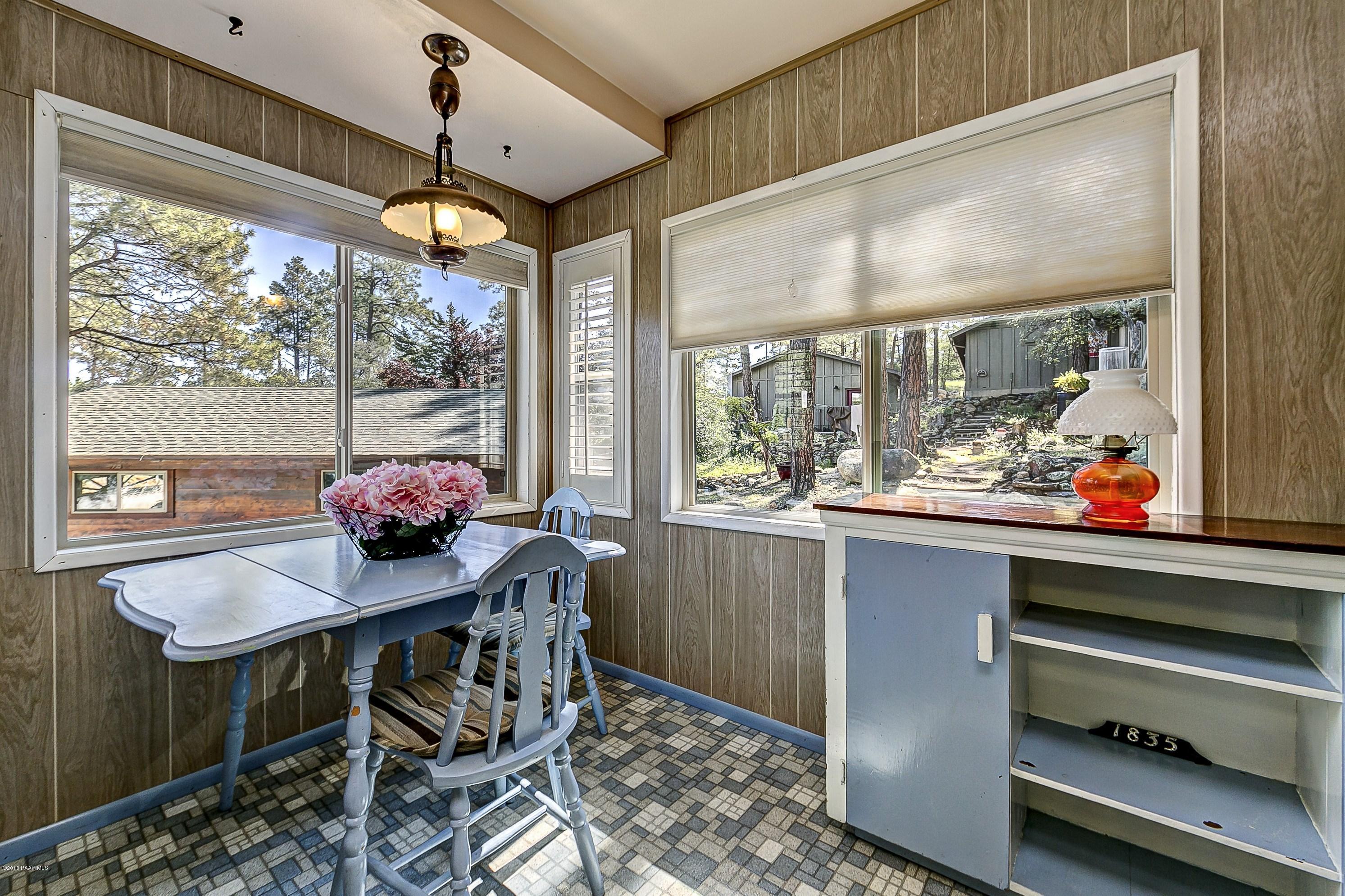 1835 Idylwild Road Prescott, AZ 86305 - Photo 8 of 26 Idylwild breakfast nook