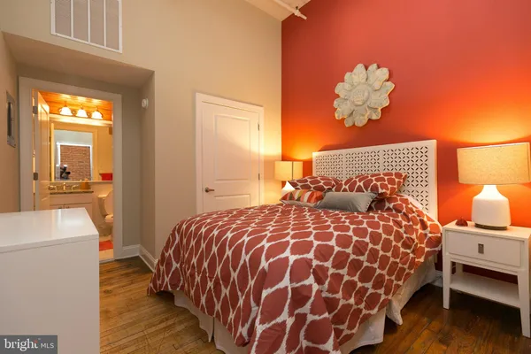 $1,400 | 519 West Pratt Street, Unit 1BR, Baltimore, MD 21201