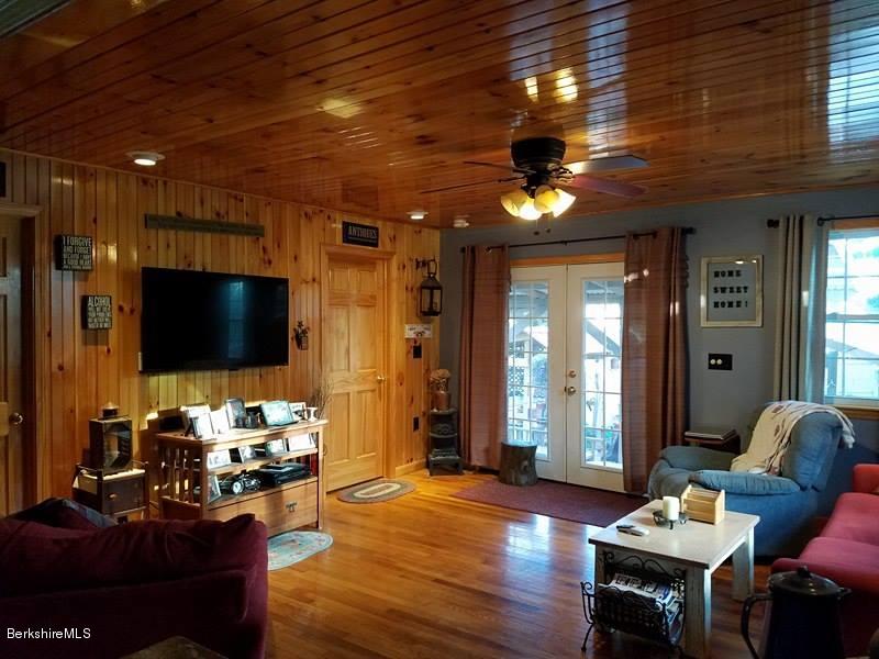 4 Walnut Street Adams, MA 01220 - Photo 11 of 28 Great Room