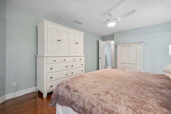 $3,700 | 5300 Southeast Schooner Oaks Way, Stuart, FL 34997