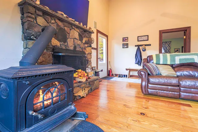 $599,000 | 96 Bryant Mill Road, Tamworth, NH 03886