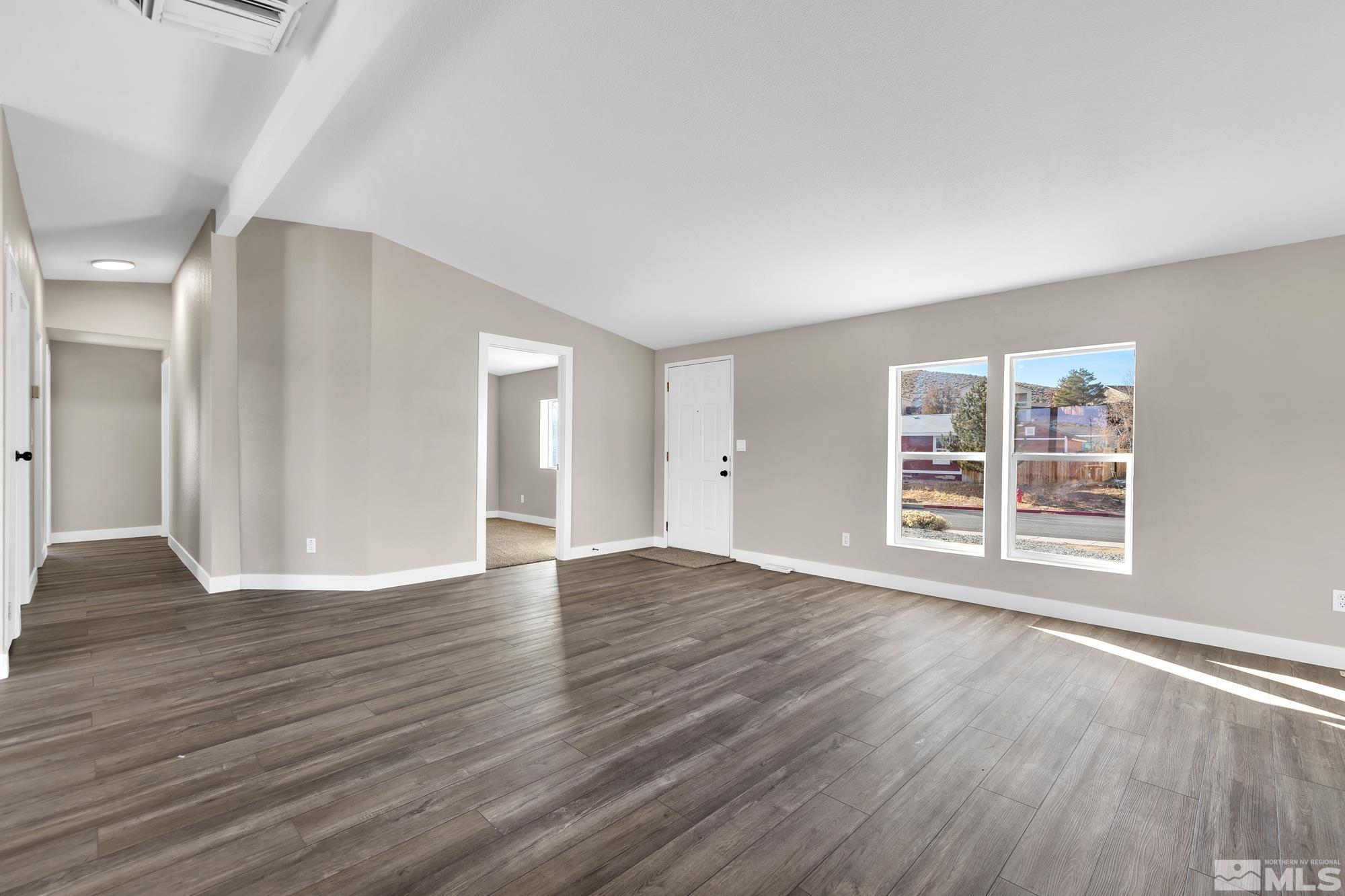 5158 Coggins Road Reno, NV 89506 - Photo 9 of 40 Photo 9