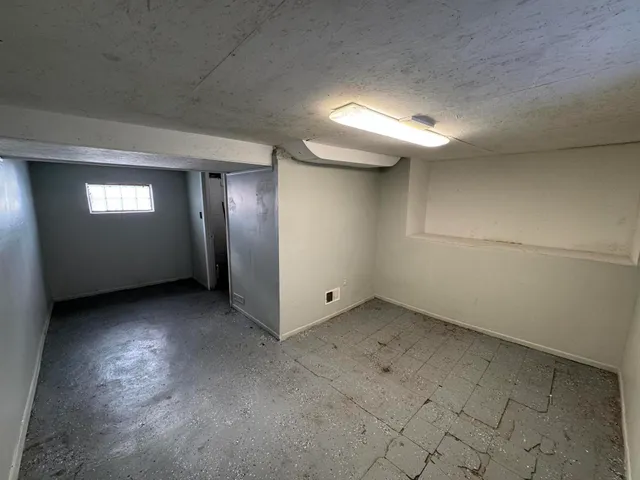 $1,350 | 17125 Dora Street, Melvindale, MI 48122