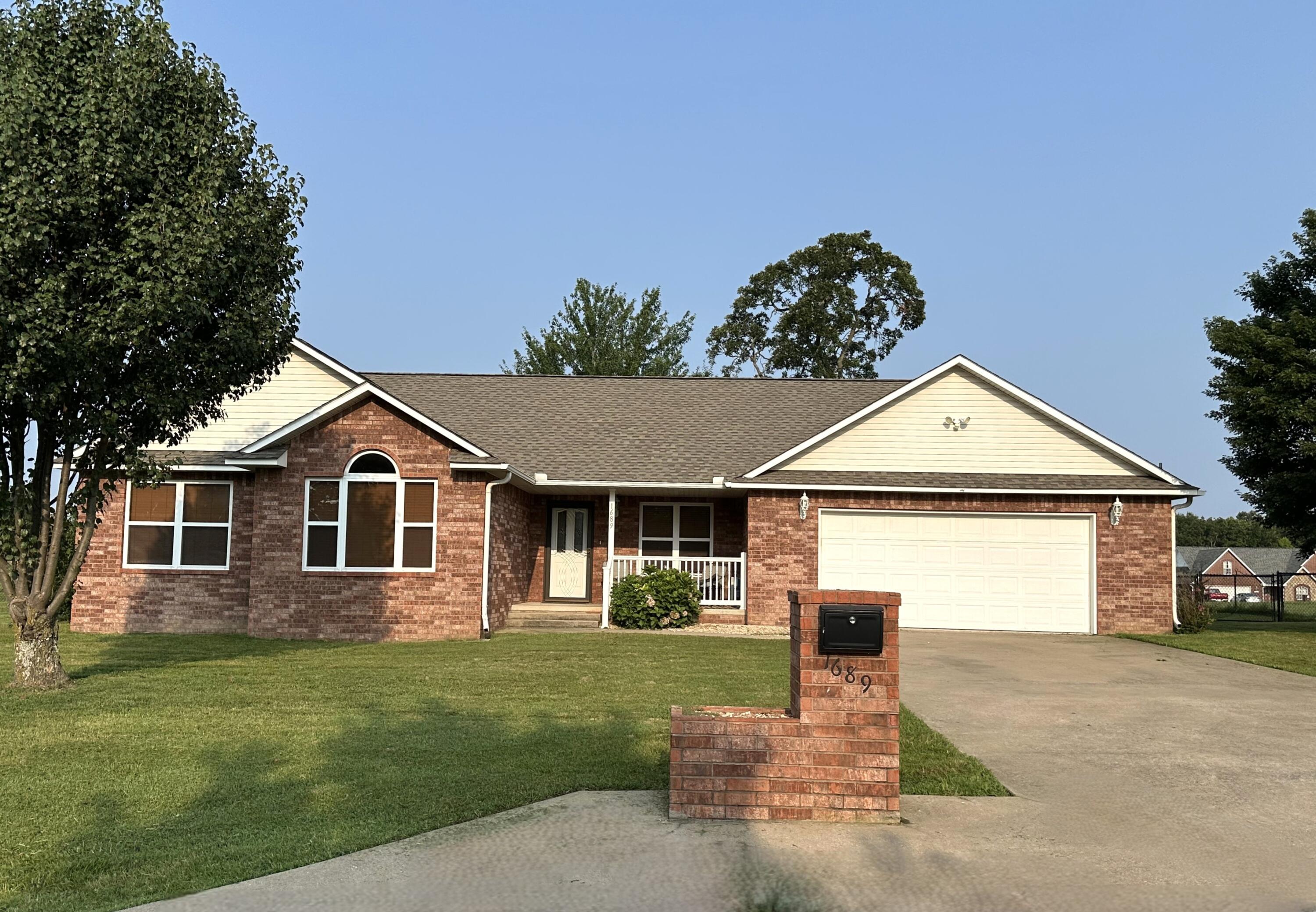 1689 Robin Road Jay, OK 74346 - Photo 1 of 25 IMG_5762