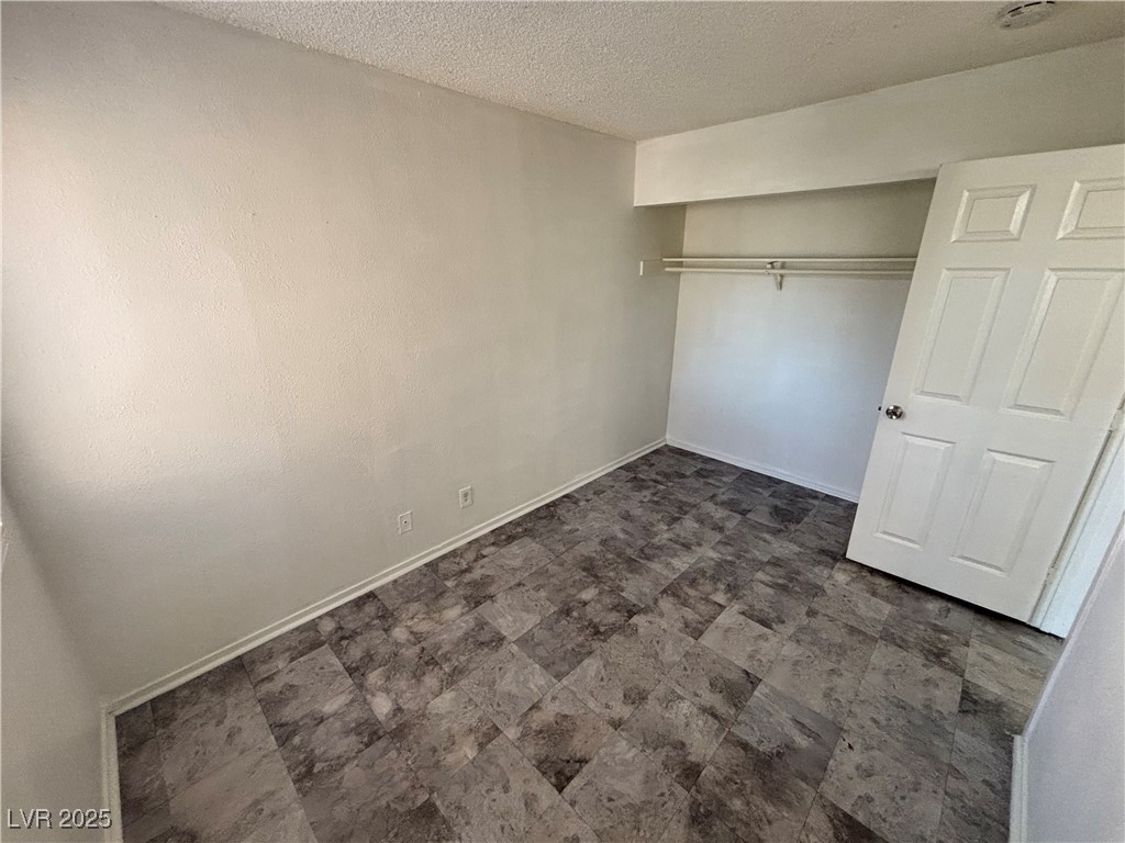 3601 Thomas Avenue, Unit 4 North Las Vegas, NV 89030 - Photo 12 of 17