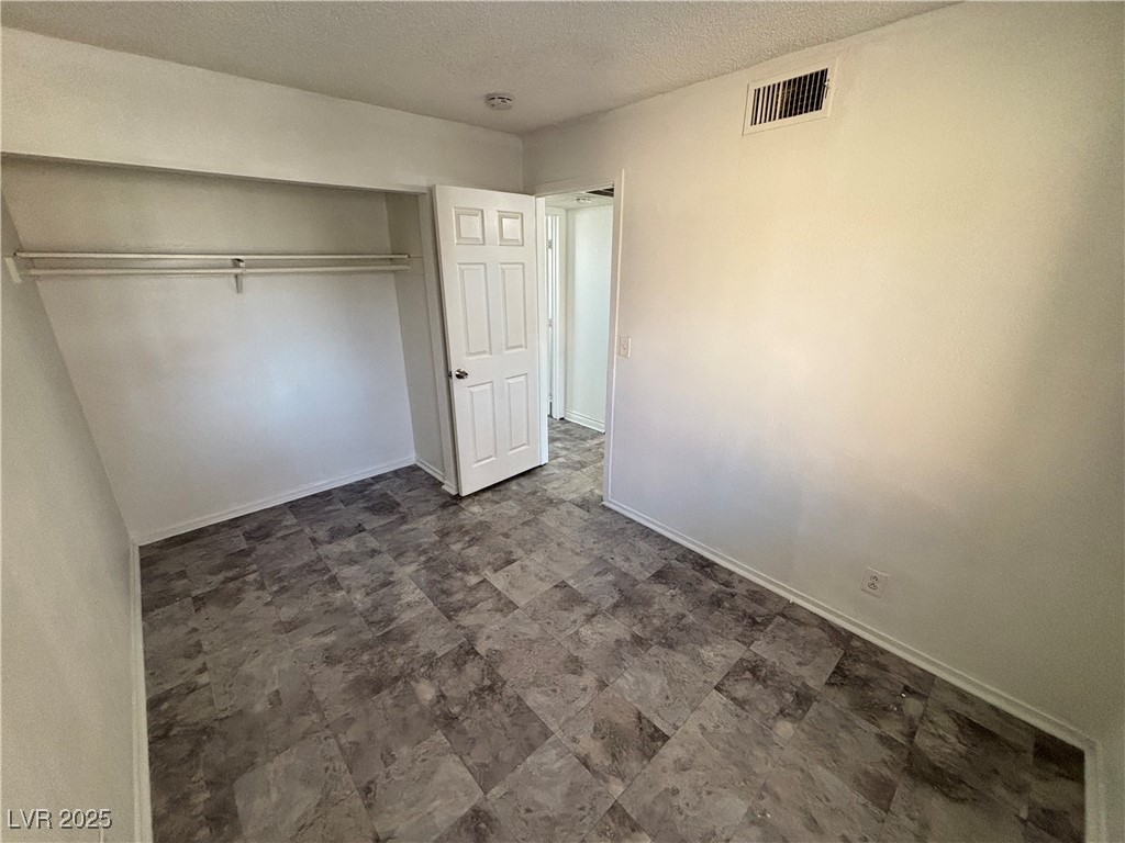 3601 Thomas Avenue, Unit 4 North Las Vegas, NV 89030 - Photo 13 of 17