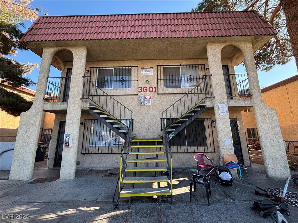 3601 Thomas Avenue, Unit 4 North Las Vegas, NV 89030 - Photo 2 of 17