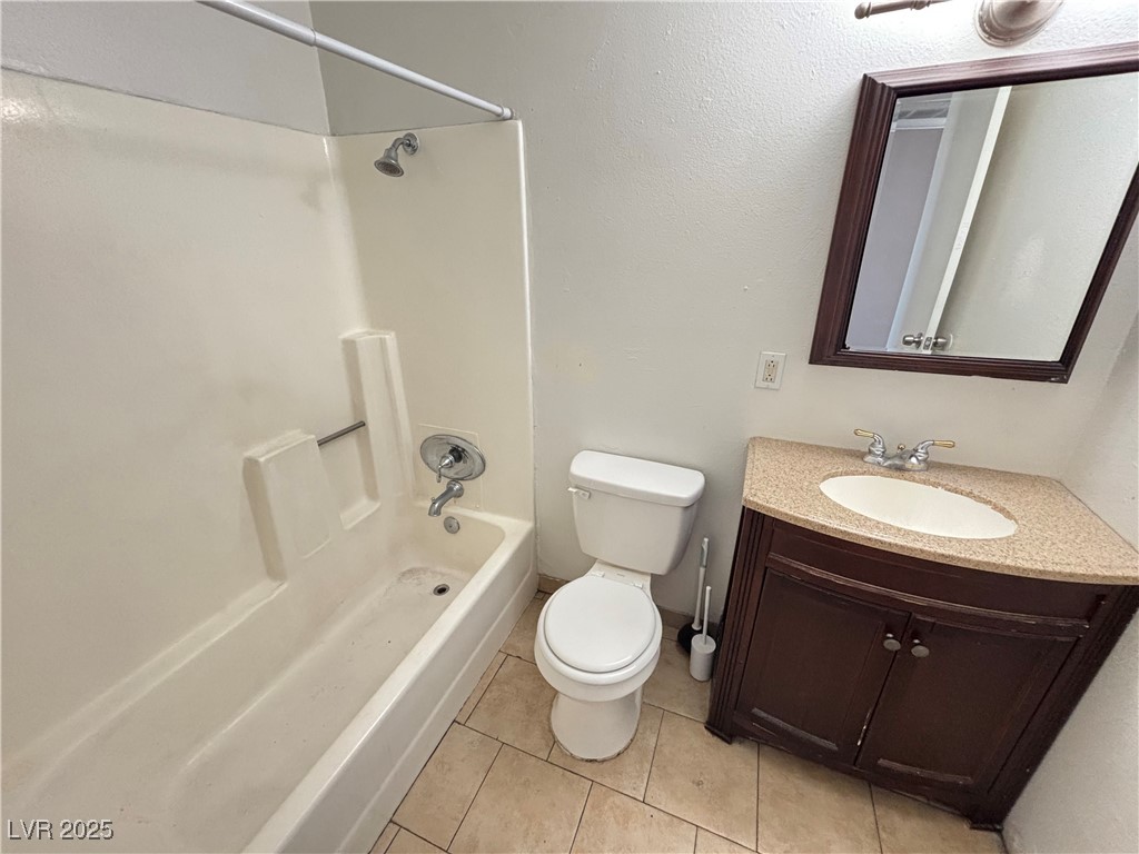 3601 Thomas Avenue, Unit 4 North Las Vegas, NV 89030 - Photo 10 of 17