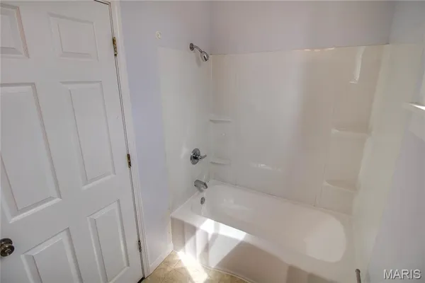 $139,900 | 703 Harrison Street, Jerseyville, IL 62052