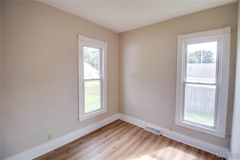 703 Harrison Street Jerseyville, IL 62052 - Photo 23 of 34