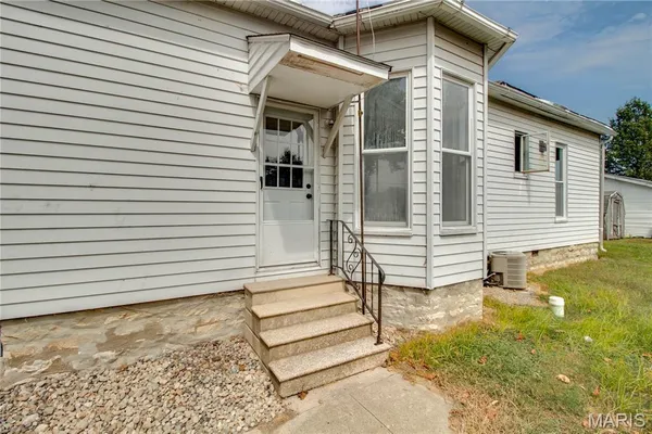 $139,900 | 703 Harrison Street, Jerseyville, IL 62052