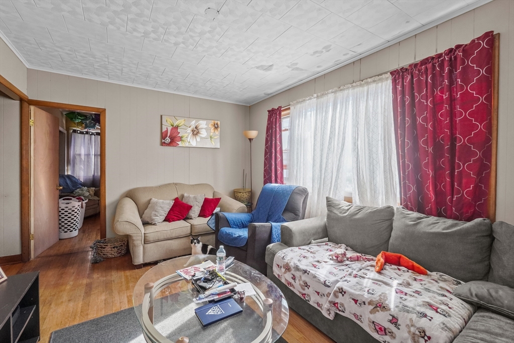 284 Broadway Fall River, MA 02721 - Photo 20 of 42