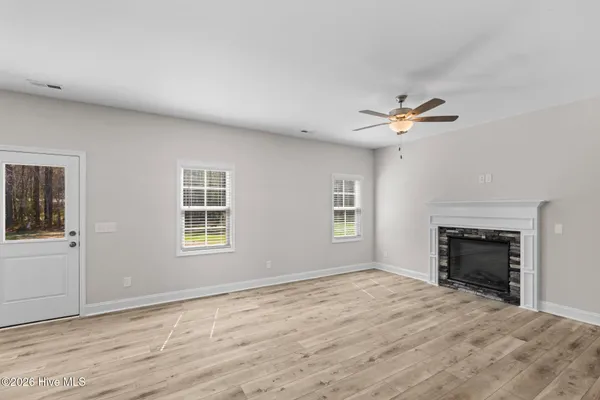 $509,900 | 122 Rolling Water Lane, Swansboro, NC 28584